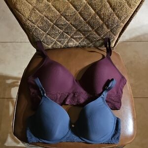 Lot Of 2 Natori Bliss Perfection Contour T-Shirt Lace Bras Lightly Lined Padded